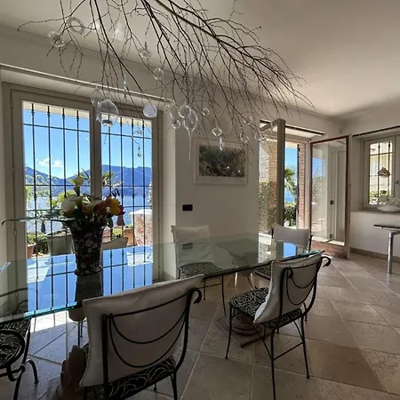 Villa Near With Panoramic Views *