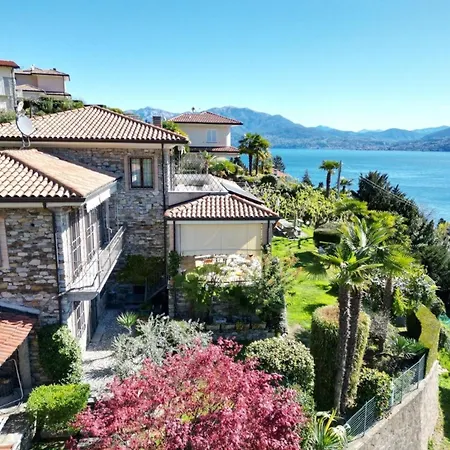 Villa Near With Panoramic Views *
