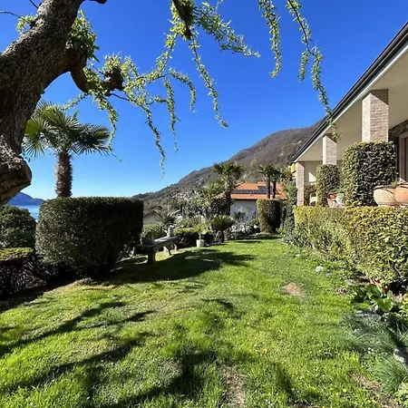 Near With Panoramic Views Villa Oggebbio